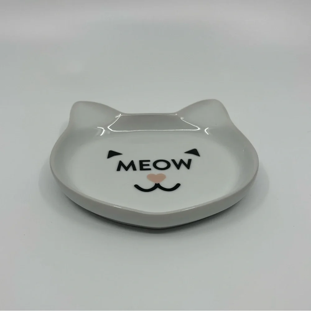 Cute Cat Plates